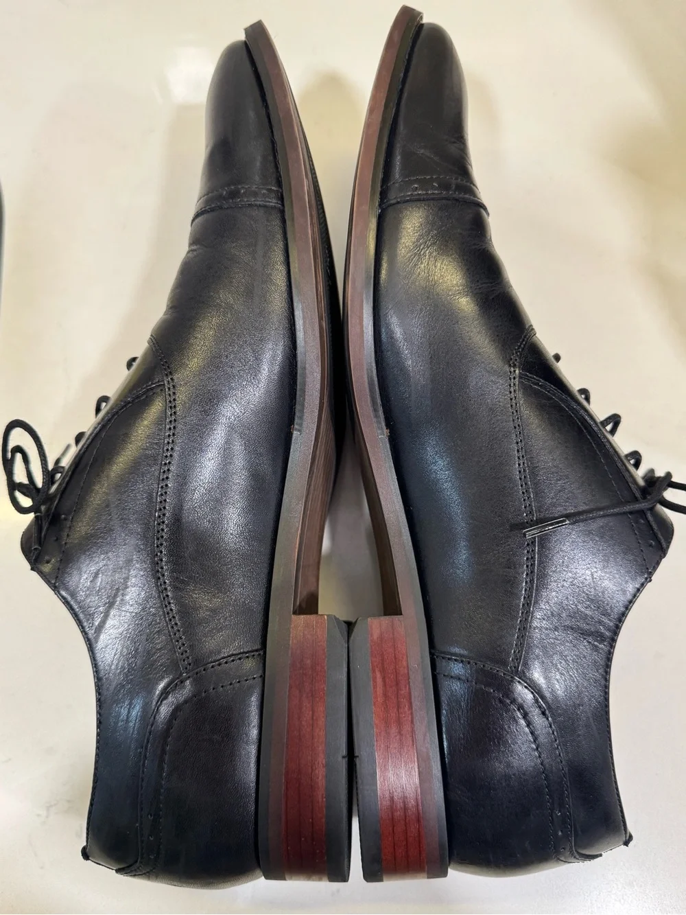 Florsheim Black Leather Cap-Toe Derby Dress Shoes